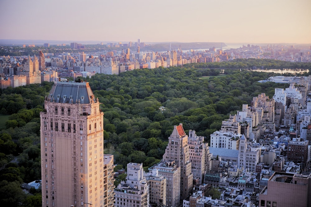 Four Seasons Hotel New York - photo 2