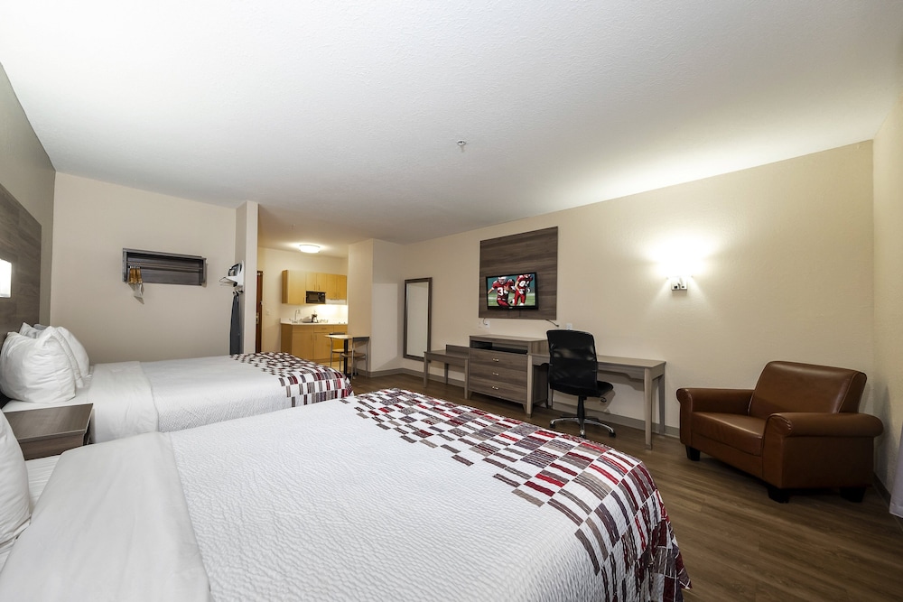 Red Roof Inn Panama City - photo 10