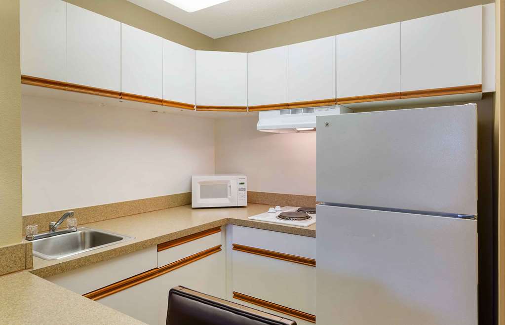 Extended Stay America Suites Boston Marlborough - photo 32
