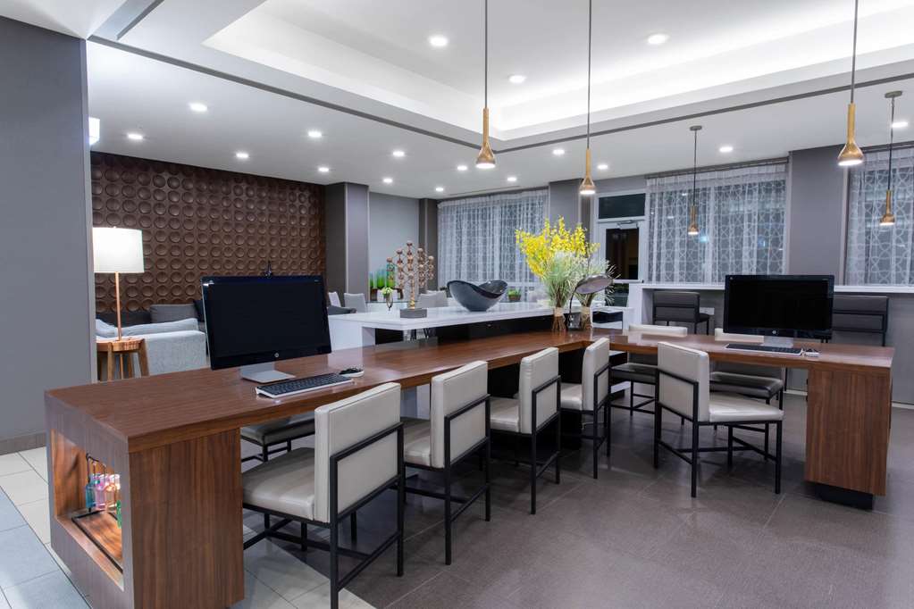 Hawthorn Suites By Wyndham Loveland - photo 16