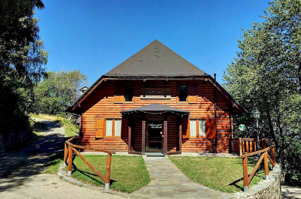 Albergo La Genzianella in Careggine, Italy