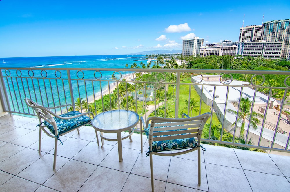 Waikiki Shore By Outrigger - photo 193
