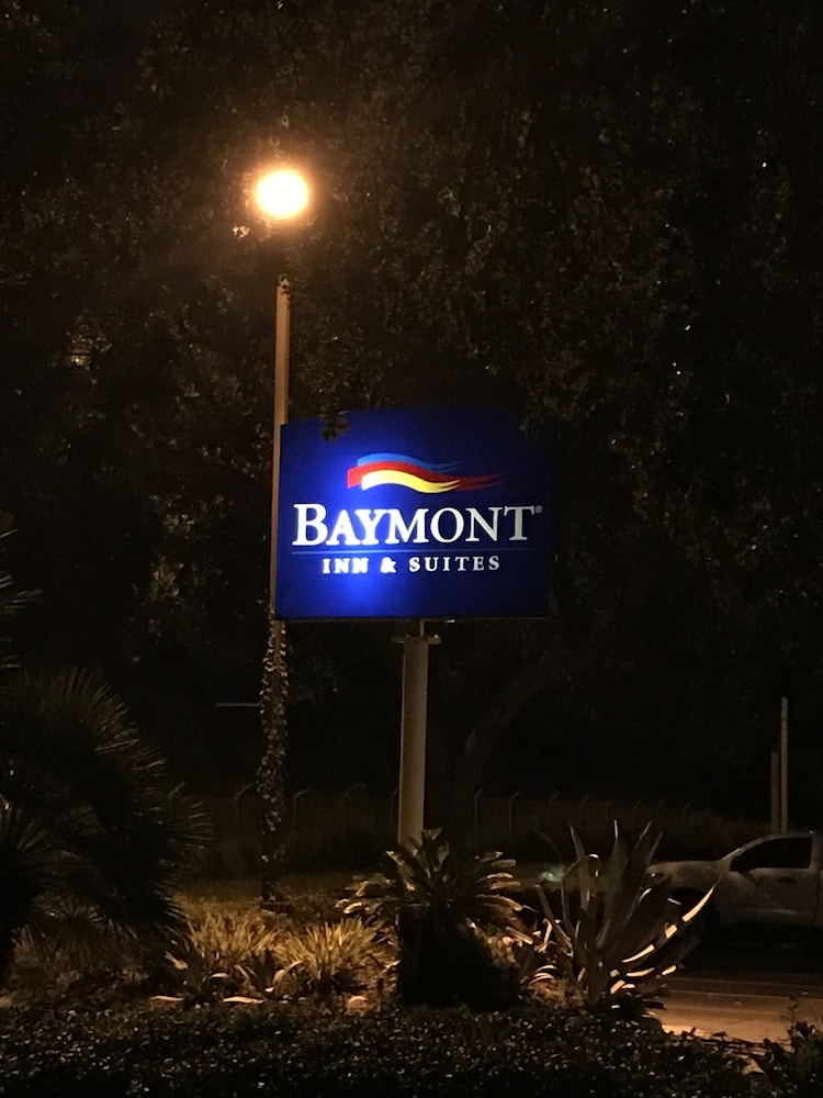 Baymont By Wyndham Gainesville I 75 - photo 29