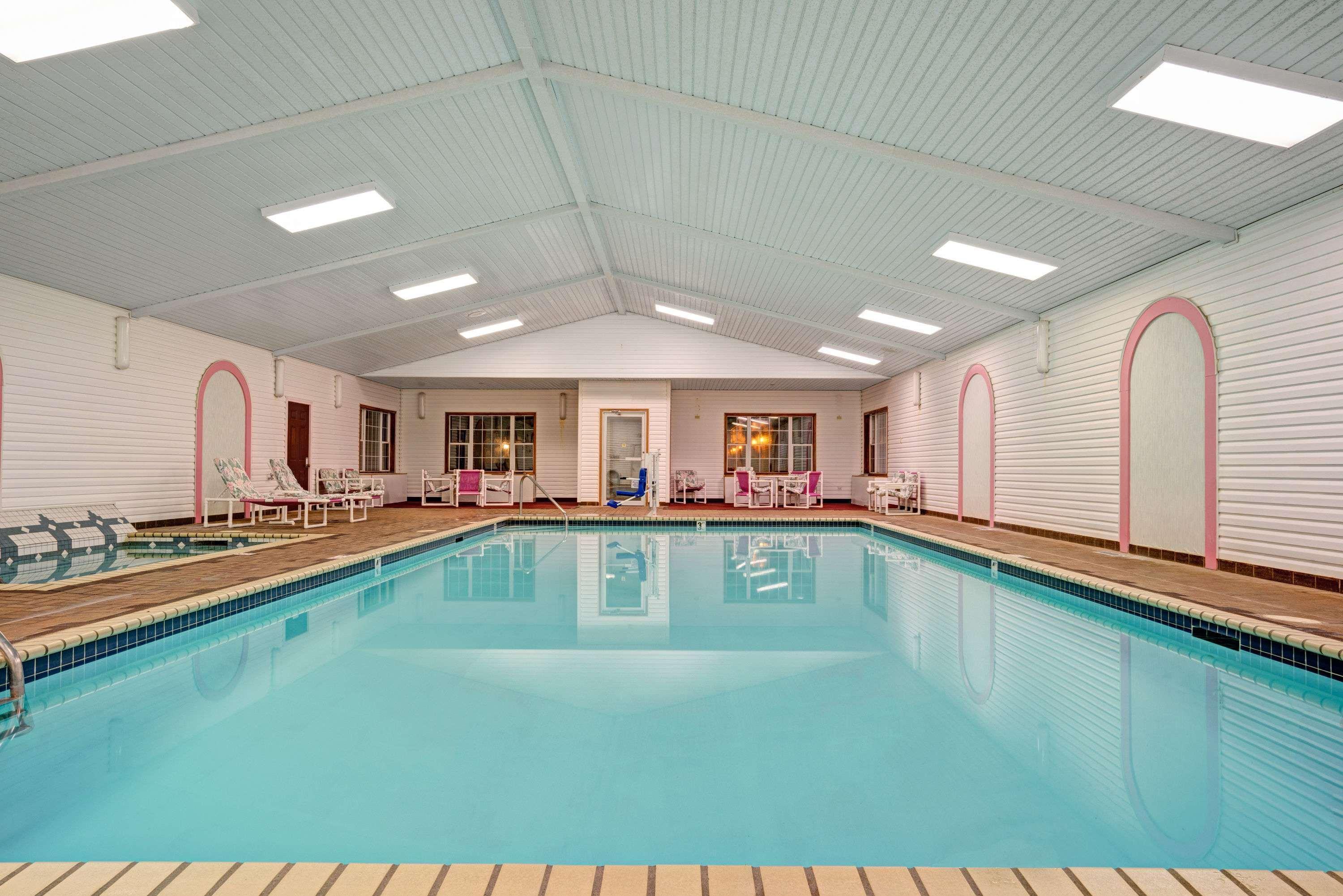 Travelodge by Wyndham Red Wing - photo 15