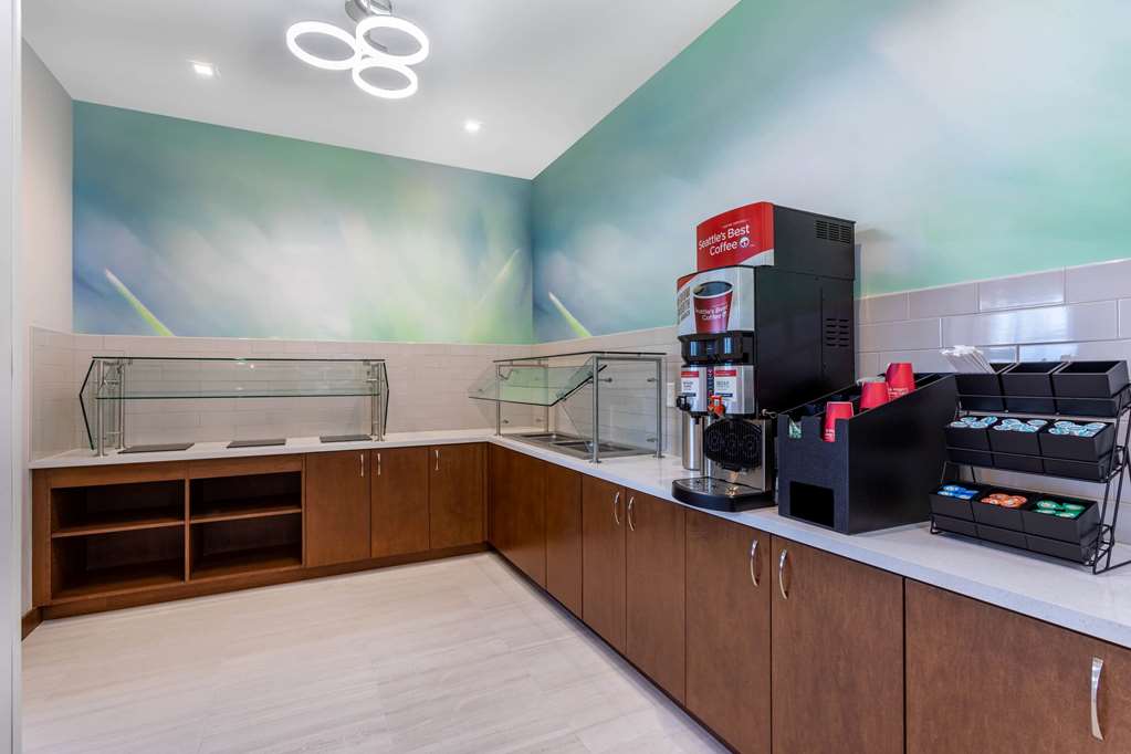 Wyndham Garden Miami International Airport - photo 44