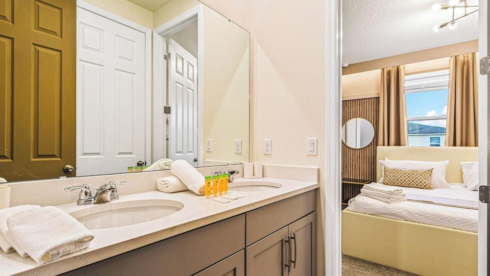 Family Friendly Oasis with Resort Amenities - photo 14
