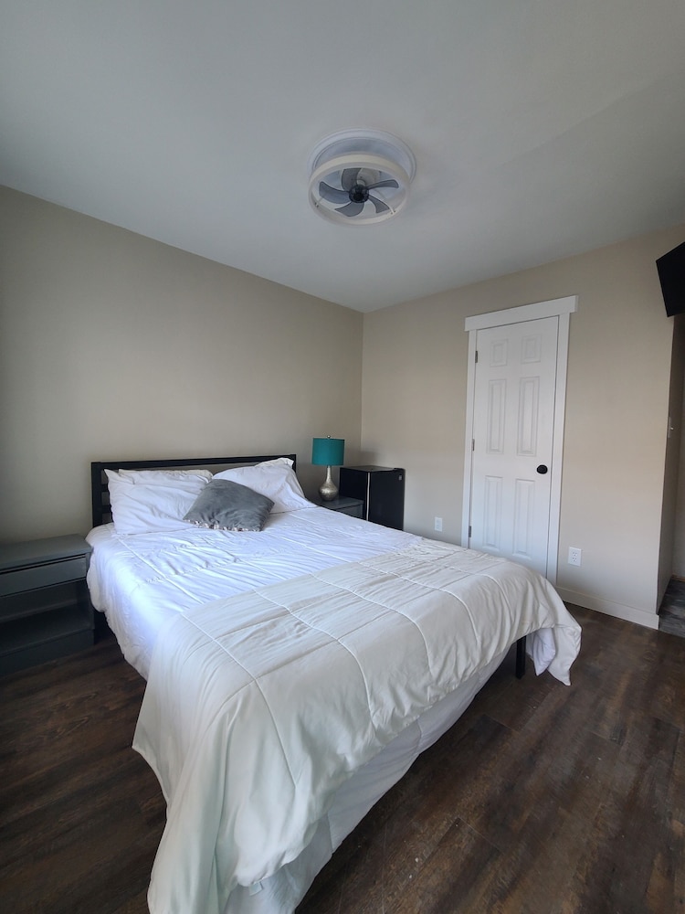 Hotel on Magnolia East - photo 10
