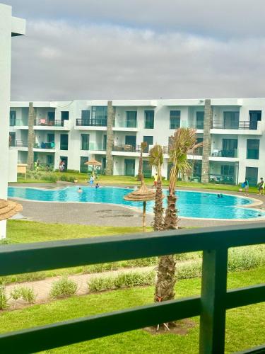 Appartement Cozy avec piscine — 4-Star Luxury Hotel in Sidi Rahhal, Morocco
