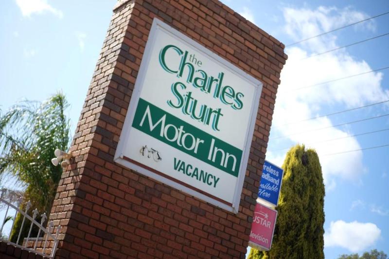 Charles Sturt Motor Inn Cobram — hotel in Cobram