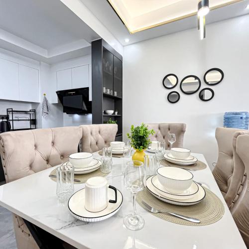 Modern Living Three Bedroom Apartment With Swimming Pool Fully Equipped Gym Ample Parking Space Children Playground And A Relaxing Rooftop With Breathtaking City Views