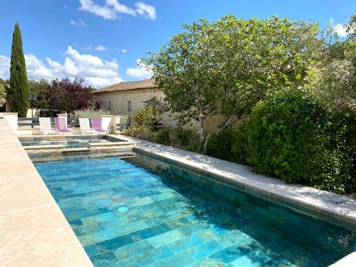 Mas De Ponge — 4-Star Luxury Hotel in Nimes, France