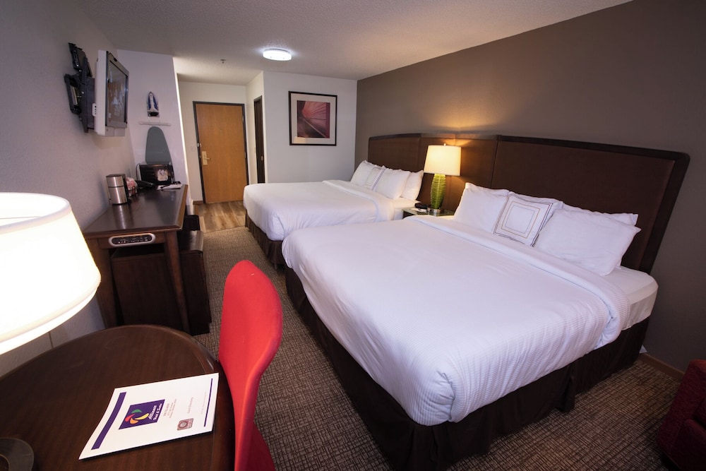Alliance Hotel & Suites a Howard Johnson by Wyndham - photo 7