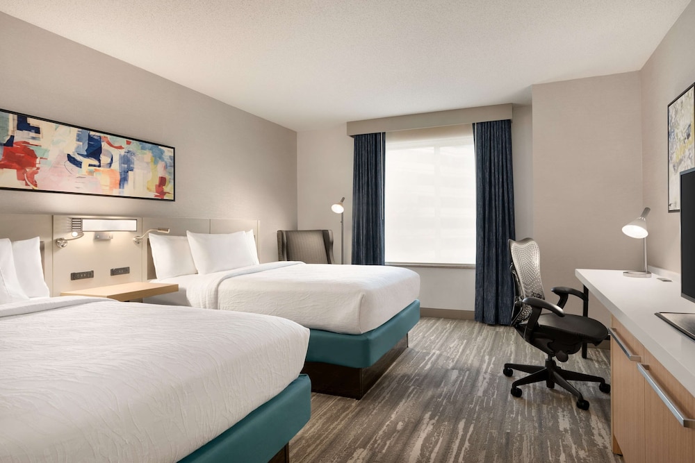 Hilton Garden Inn Tysons Corner - photo 13