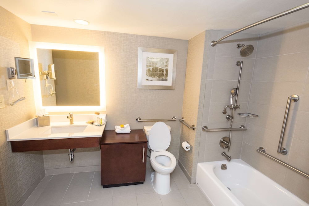 Doubletree Suites by Hilton at The Battery Atlanta - photo 28