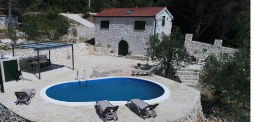 Villa Lucija — 4-Star Luxury Hotel in Ploce, Croatia