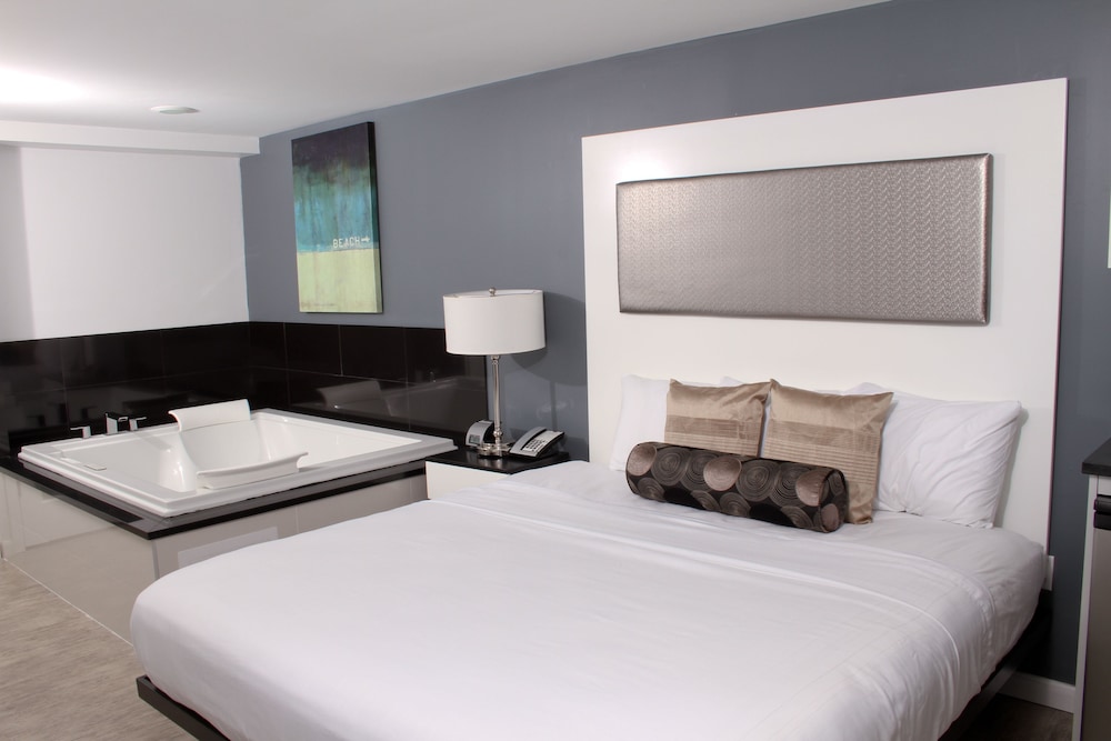 Lotus Boutique Inn & Suites - photo 8