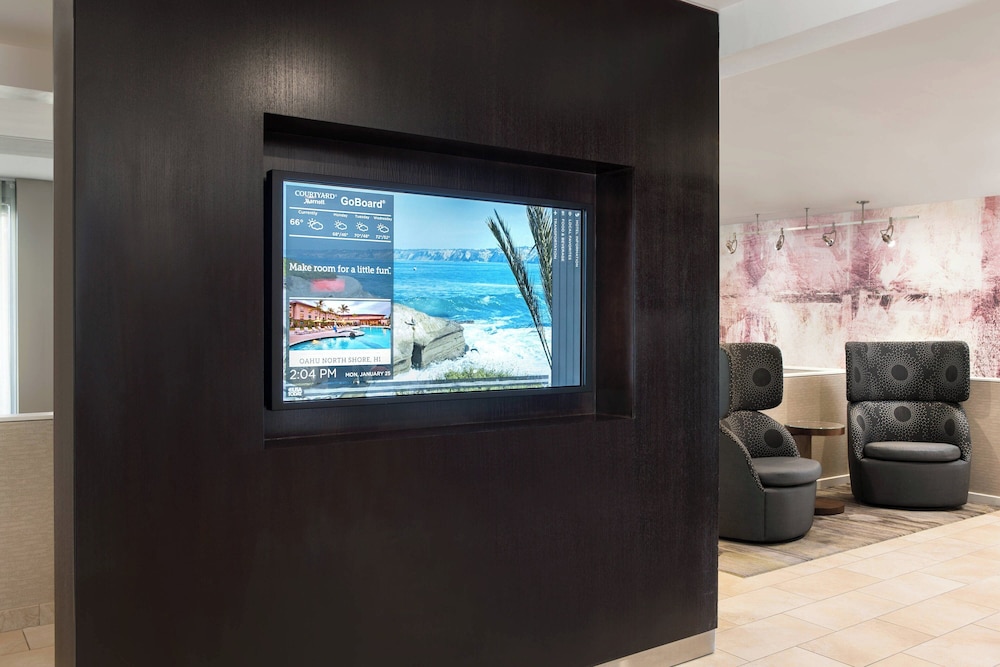 Courtyard by Marriott San Diego Sorrento Valley - photo 18