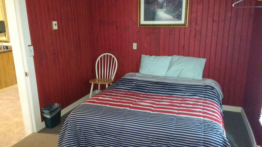 Birchcliff Resort - photo 6