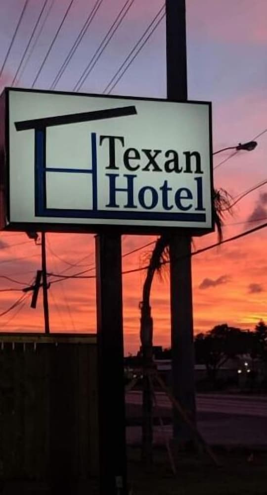 Texan Hotel - photo 28