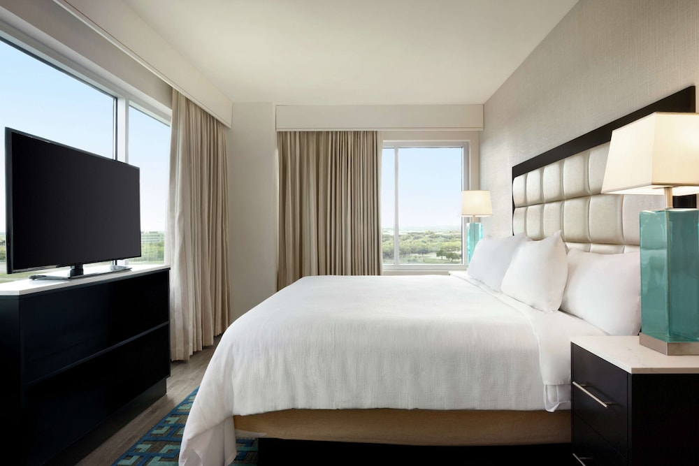 Embassy Suites by Hilton San Antonio Landmark - photo 15