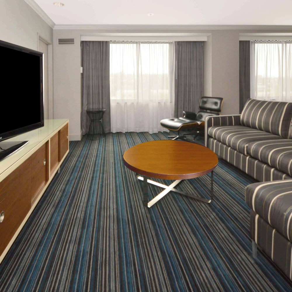 Doubletree by Hilton Newark Fremont - photo 42