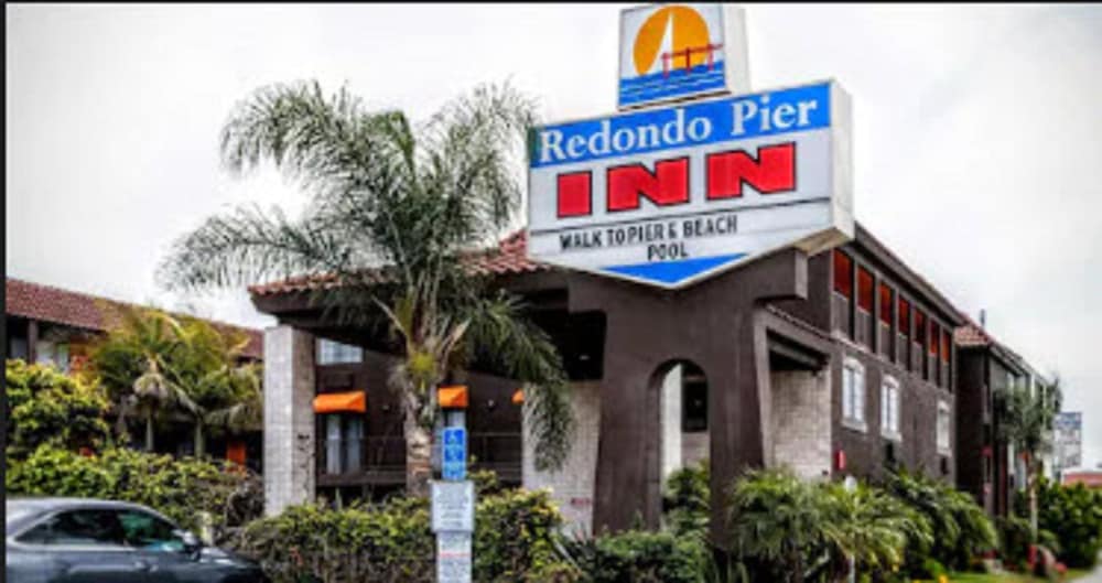 Redondo Pier Inn - photo 34