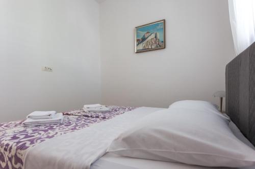 Apartment Cinereus A58