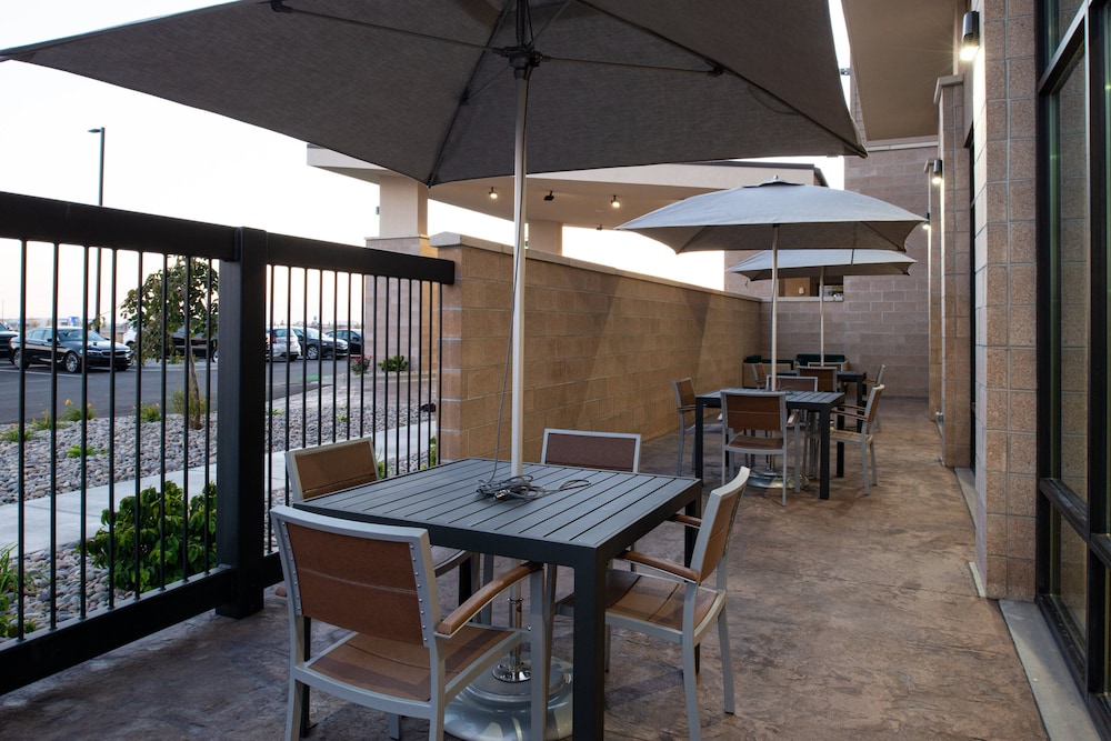Holiday Inn & Suites Idaho Falls by IHG - photo 43