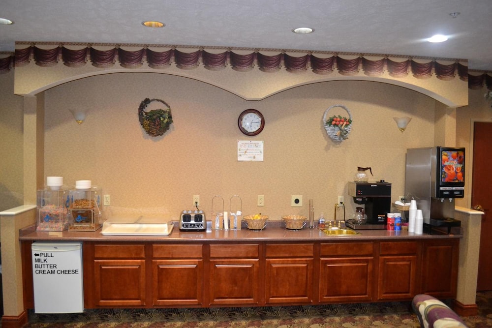 Countryside Suites - photo 39