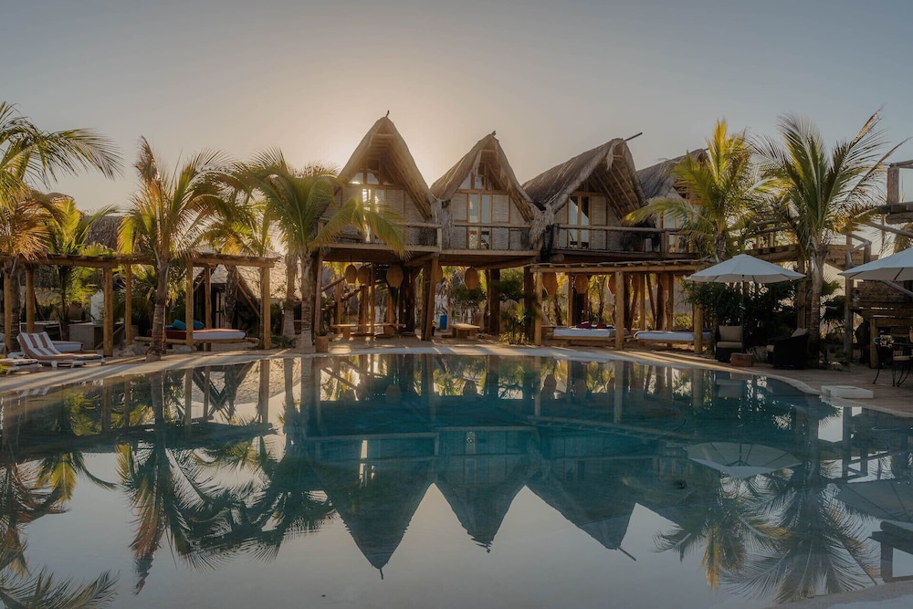 Baja Nomads Hotel Adults 15 Plus in Todos Santos, Mexico