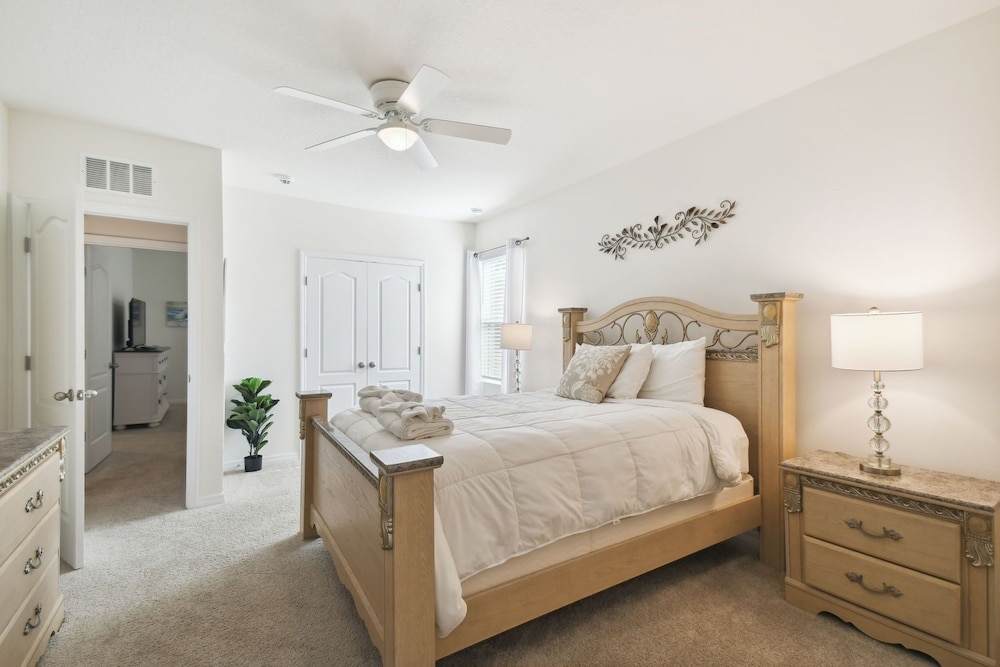 7704oml solterra Resort 7 Bedroom Home by RedAwning - photo 5