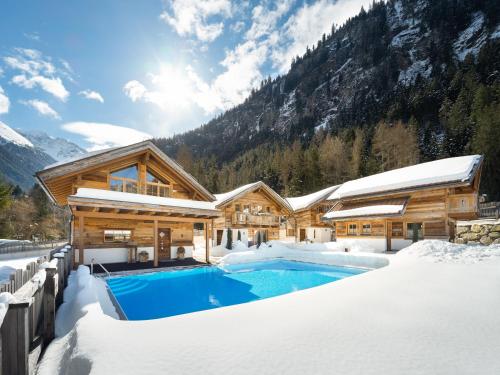 Wellnesshüttendorf Wiese in Sankt Leonhard, Austria