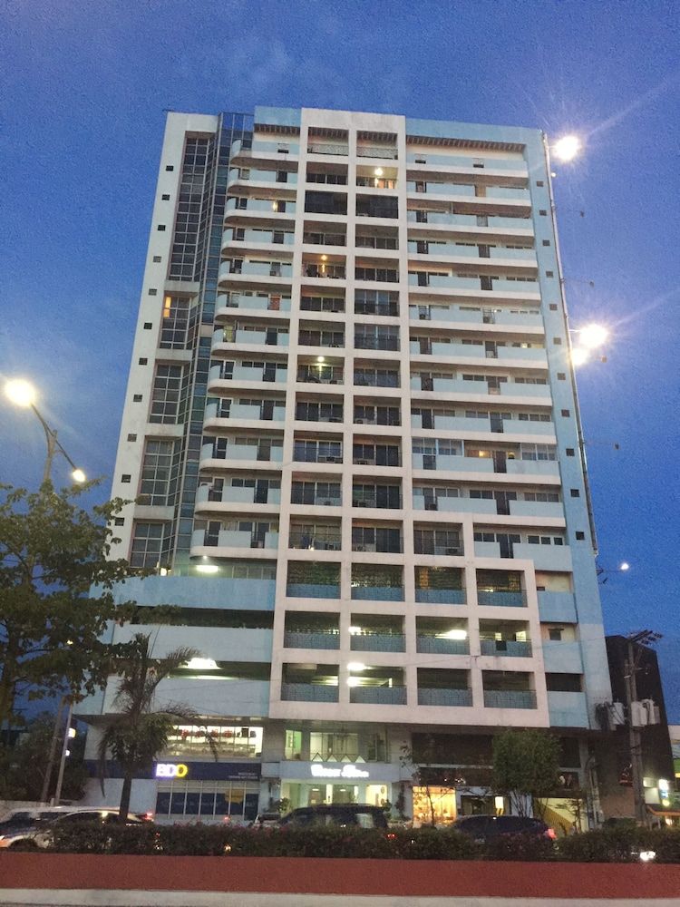 OFW at Crowne Bay Tower - last minute hotel in Manila