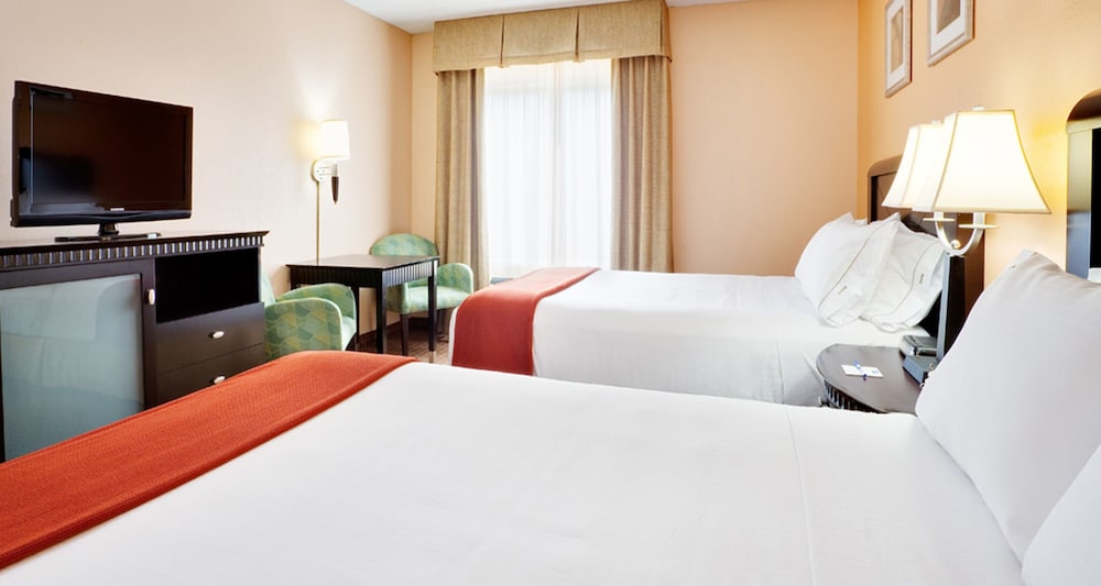 Baymont by Wyndham East Windsor Bradley Airport - photo 9