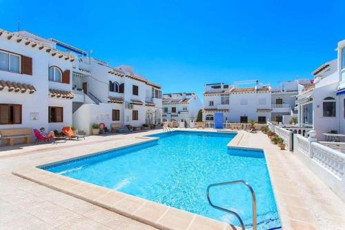 Bravo Ciudad Quesada by Villas&You — 4-Star Luxury Hotel in Rojales, Spain