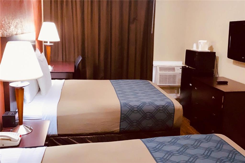 Econo Lodge Inn & Suites Old Saybrook Westbrook - photo 24