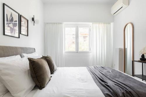 Breezy 2BR Apartment by Marina Flisvos by UPSTREET — 4-Star Luxury Hotel in Athens, Greece