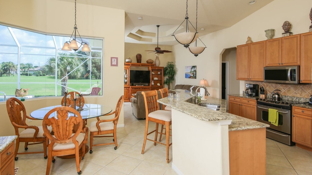 240 Marker rd — hotel in Rotonda West