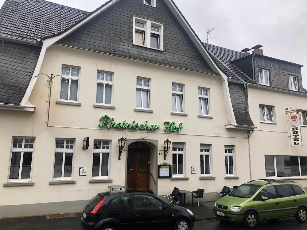 Rheinischer Hof Leverkusen — Leverkusen