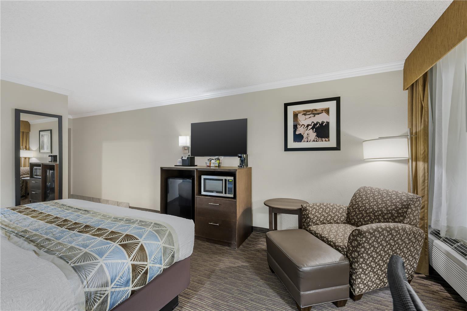 Best Western Airport Albuquerque InnSuites Hotel & Suites - photo 39