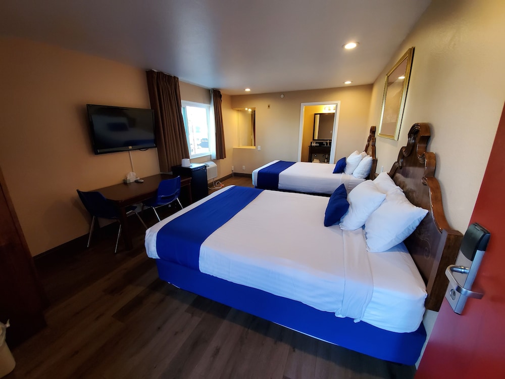 Colony Inn - photo 15