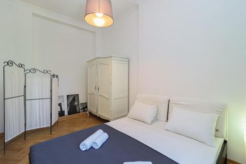 Stylish 3BR Apt near Mziuri Park By Wehost