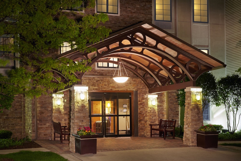 Staybridge Suites Chicago Glenview by IHG - photo 39