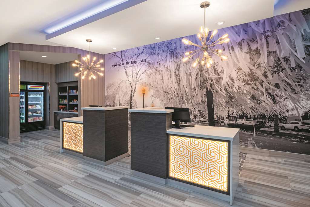 La Quinta Inn & Suites by Wyndham Opelika Auburn - featured photo