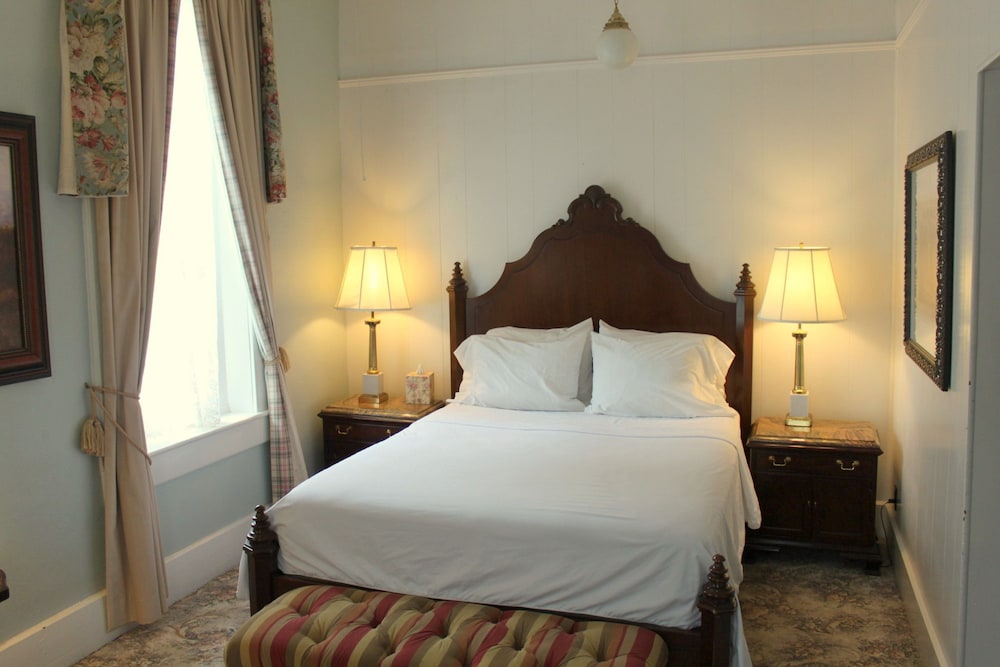 The Hotel Limpia - photo 48