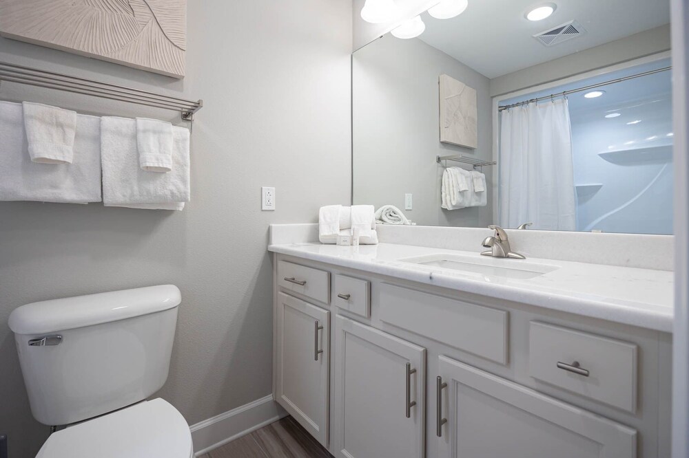 Phoenix Gulf Towers 1607 3 Bedroom Condo - photo 17