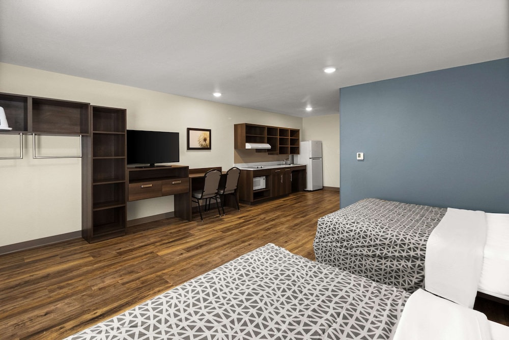 Woodspring Suites Bowling Green I 65 - photo 10