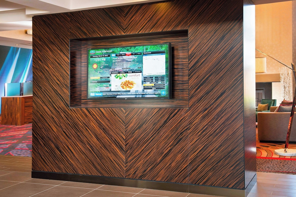 Courtyard by Marriott Dulles Town Center - photo 20