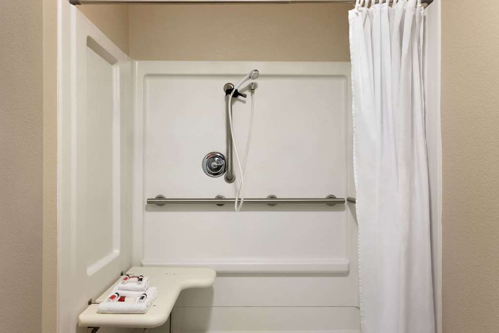 Baymont by Wyndham Wellington - photo 12