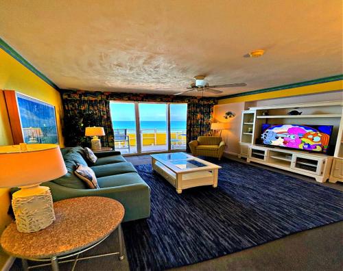 Wyndham Ocean Walk Resort Daytona Beach 1606 One Bedroom Resort Condo Direct Oceanfront in Daytona Beach, United States